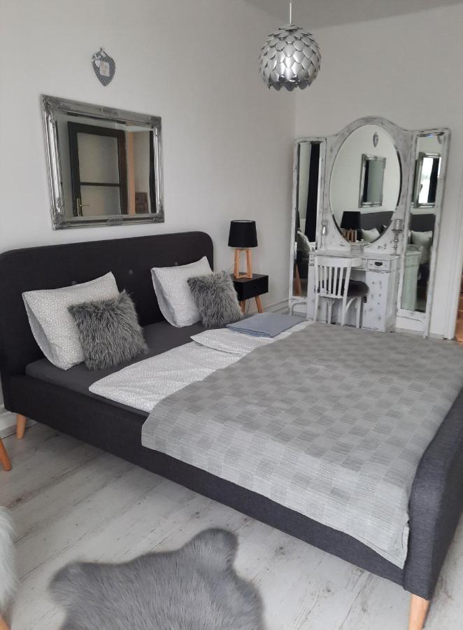 Appartement Downtown'S Pearl à Pécs Extérieur photo