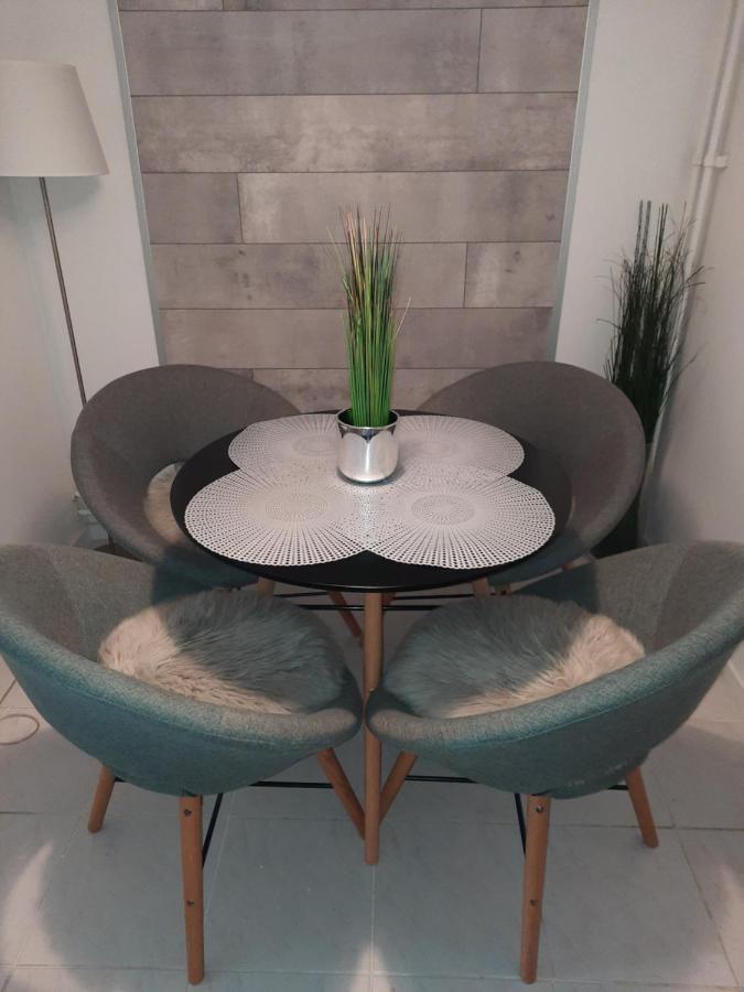 Appartement Downtown'S Pearl à Pécs Extérieur photo