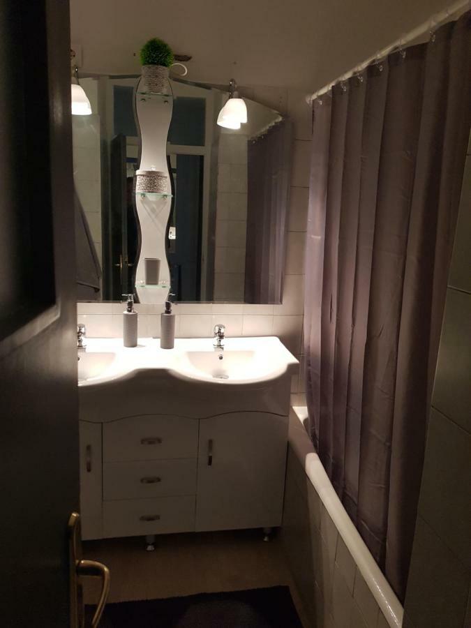 Appartement Downtown'S Pearl à Pécs Extérieur photo